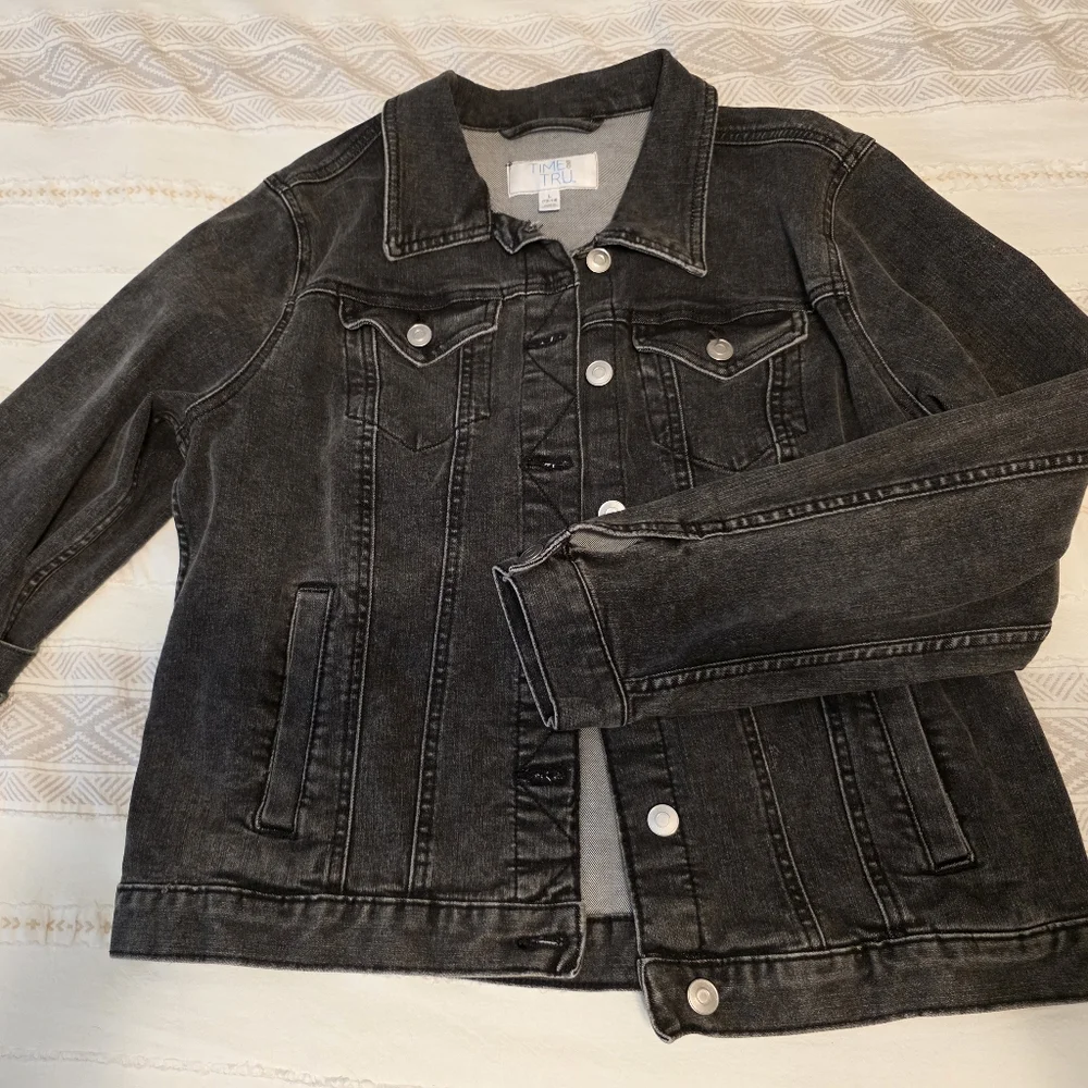 time and tru black denim jacket size large jean jacket womans stretch - Picture 2 of 5